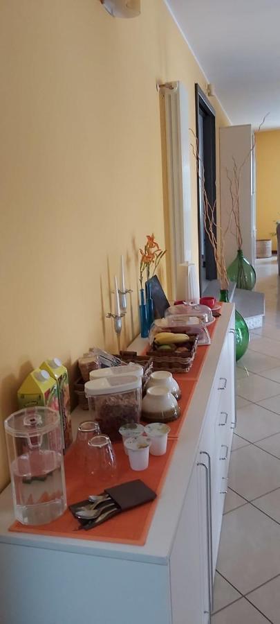 'L Sass Acomodação com café da manhã Borgomanero Exterior foto